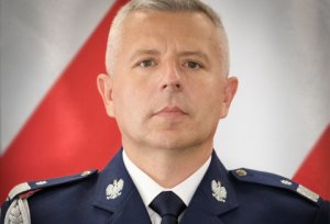 wizerunek Komendanta Wojewódzkiego Policji w Lublinie nadinspektora Artura Bieleckiego w umundurowaniu galowym nowy wzór,