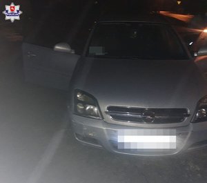 Samochód marki Opel Vectra, którym kierował 30-latek