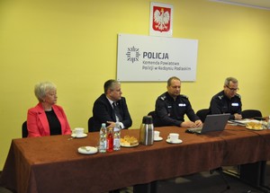 Zaproszeni goście oraz insp. Andrzej Mioduna i mł. insp. Mariusz Woźniak