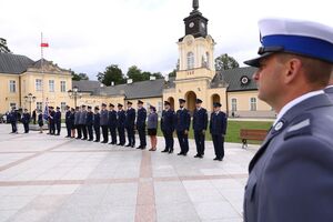 Policjanci w trakcie uroczystości