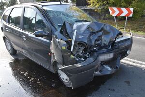Uszkodzony Renault Scenic
