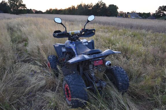 quad na polu